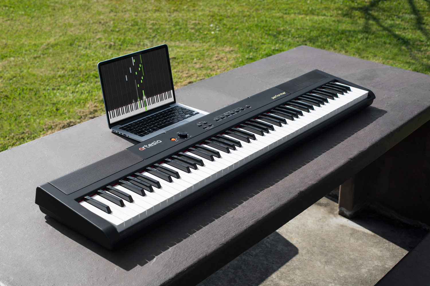 how to connect piano keyboard to laptop