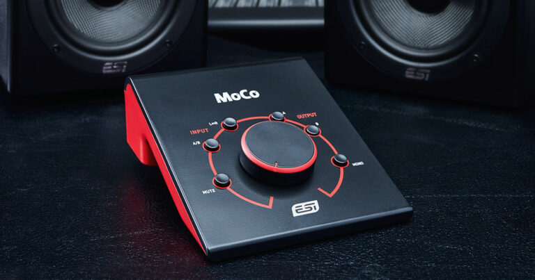 MoCo monitor controller